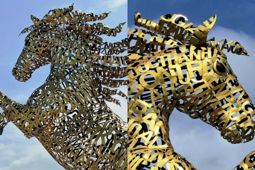 Toàn bộ thân ngựa được cấu thành từ tên gọi của 94 xã, phường và đặc khu thuộc TP Đà Nẵng. Ảnh: Báo Thanh niên.