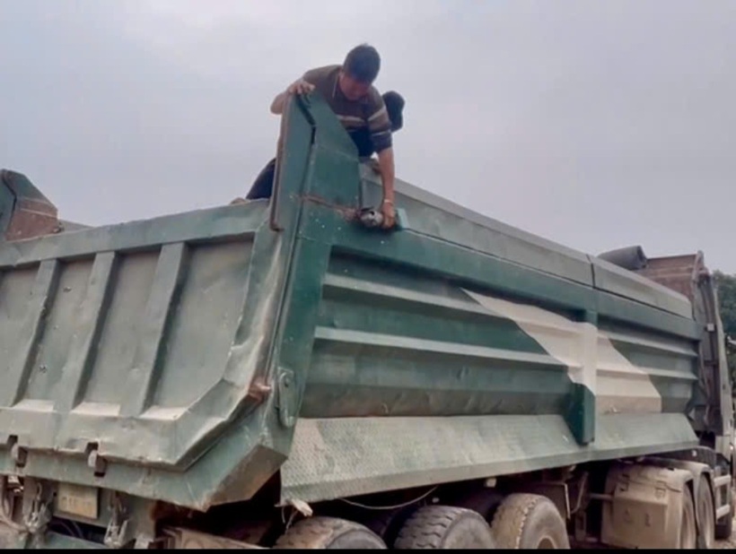 Xe vi phạm được yêu cầu cắt thành, khôi phục lại tình trạng ban đầu của phương tiện.