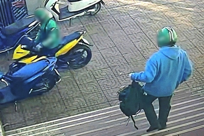 Hình ảnh 2 nghi phạm vụ cướp ngân hàng. Ảnh: VnExpress