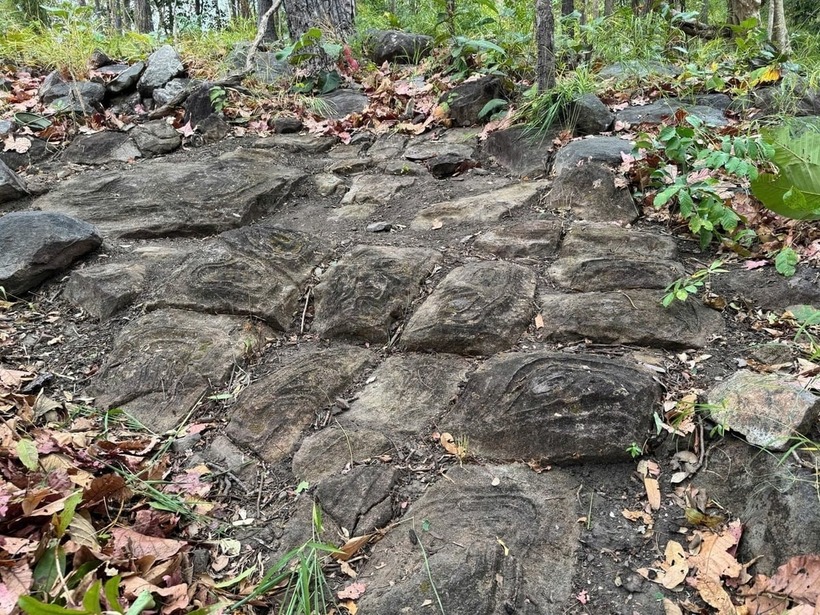 Bãi đá được sắp xếp trên một diện tích khoảng 200 m². Ảnh Nông nghiệp Việt Nam