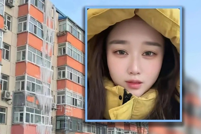 Nước chảy từ sân thượng dọc theo tường xuống mặt đường bên dưới. Ảnh: DOUYIN