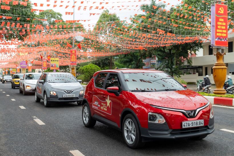 VF 5 tăng sức hút với món quà Tết khủng chưa từng có từ VinFast - 2