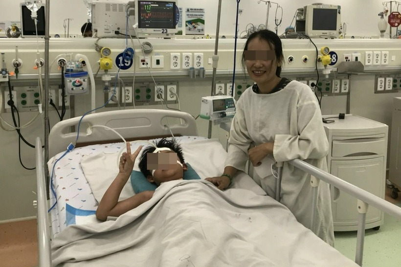 Bệnh nhi dần hồi phục. Ảnh: Dân Trí.