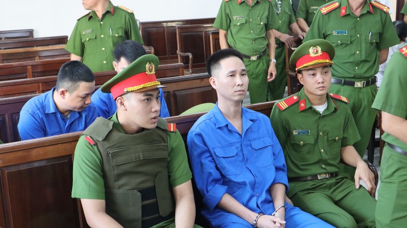 Lê Sỹ Tùng tại phòng xét xử. (Ảnh: Thanh niên)