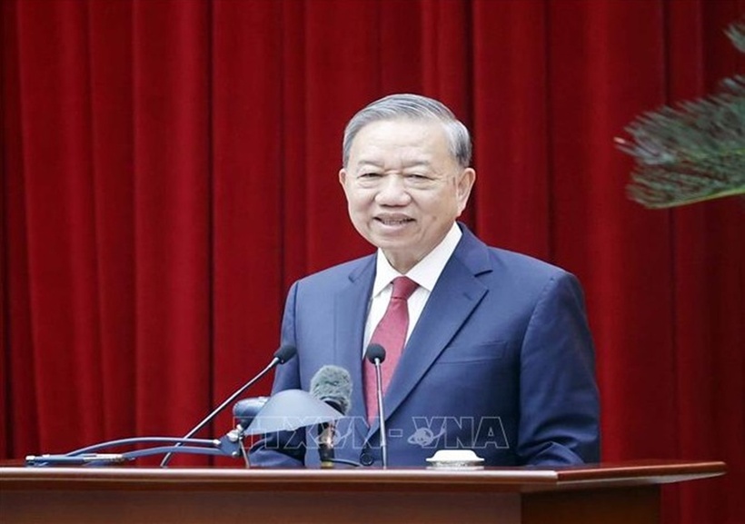 Tổng Bí thư Tô Lâm phát biểu tại cuộc gặp mặt thành viên Tiểu ban chuẩn bị Đại hội XIV của Đảng và Ban Chỉ đạo Tổng kết 40 năm đổi mới - Ảnh: TTXVN