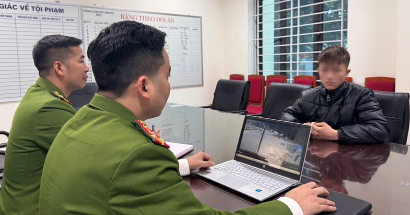 Đối tượng Hoàng Gia Huy bị khởi tố về tội Cướp tài sản (Ảnh: Công an cung cấp).