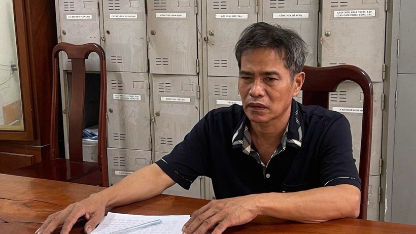 Nghi phạm Lê Văn Thương tại cơ quan điều tra. (Ảnh: VnExpress)