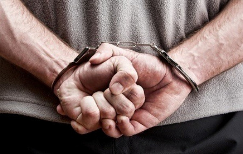 Kẻ đào tẩu 16 năm "sa lưới" khi đi cổ vũ tại Olympic. (Ảnh minh họa)