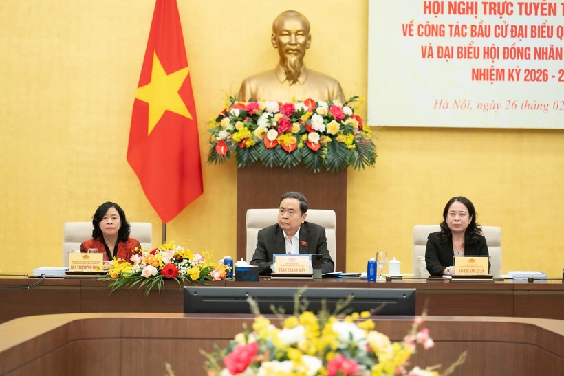 Chủ tịch Quốc hội Trần Thanh Mẫn, Chủ tịch Hội đồng Bầu cử quốc gia chủ trì Hội nghị (Ảnh: Media Quốc hội).