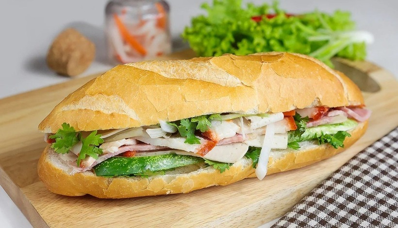Bộ Y tế vào cuộc vụ 19 người nghi ngộ độc sau khi ăn bánh mì tại Đồng Tháp. Ảnh minh họa.