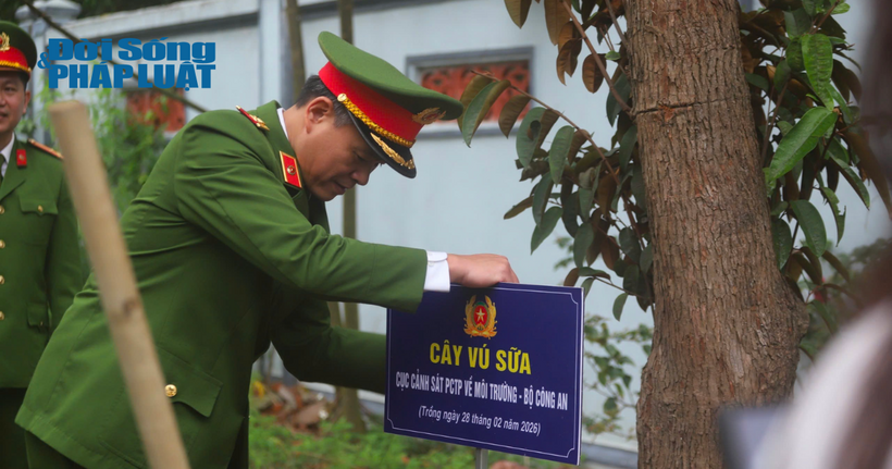 Cục trưởng C05: “Mỗi cây xanh là một biểu tượng của niềm tin và trách nhiệm” - 9