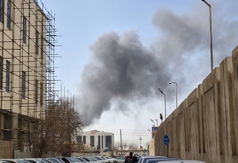 Khói bốc lên sau một vụ nổ ở Tehran ngày 28/2/2026. Ảnh:&nbsp;Getty Images