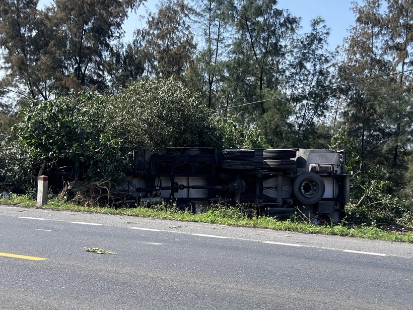 Hiện trường vụ tai nạn. Ảnh: Báo Quảng Trị.