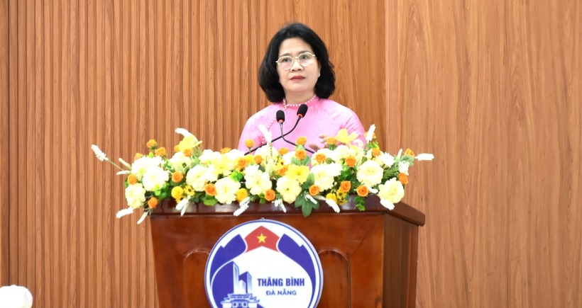 Bà Hoàng Thị Thu Hương, Thành ủy viên, Phó Chủ tịch Ủy ban MTTQ Việt Nam thành phố Đà Nẵng, Chủ tịch Hội Liên hiệp Phụ nữ thành phố, trực tiếp điều hành chương trình hội nghị, bảo đảm các nội dung diễn ra dân chủ, đúng quy định.