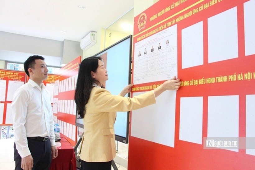 Đại biểu Quốc hội và HĐND phải thực sự là "người đại diện trung thành của nhân dân" (Ảnh: Hữu Thắng).