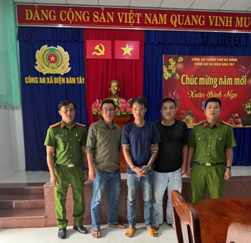 Hình ảnh đối tượng truy nã Bùi Tấn Dân bị bắt giữ. Ảnh: Công an tỉnh Đắk Lắk