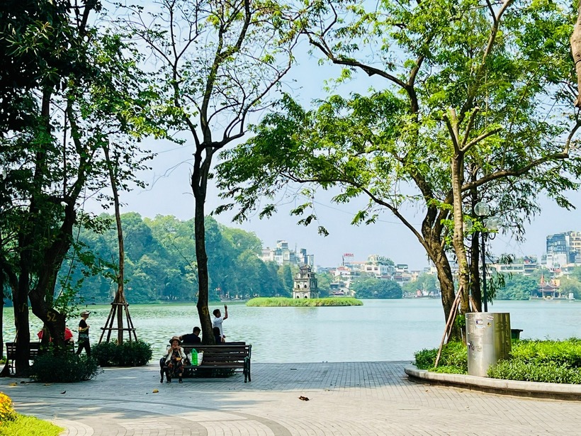 Địa điểm gửi xe phố đi bộ Hồ Gươm.