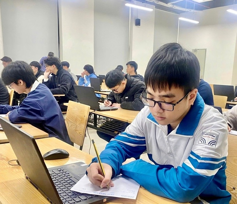 Thời hạn cấp bằng tốt nghiệp THPT giấy cho học sinh được rút ngắn từ 75 ngày xuống còn 30 ngày. Ảnh: Tiền phong