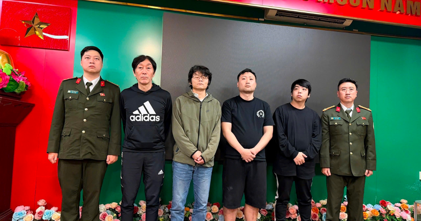 Các đối tượng tại cơ quan công an. (Ảnh: CACC)