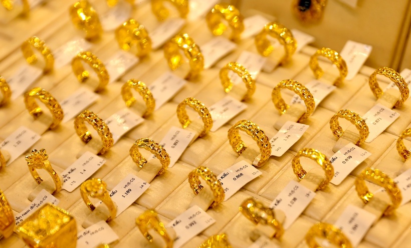 Giá vàng hôm nay (4/3): Giá vàng trong nước lao dốc, chuyên gia nhận định. (Ảnh: VietnamNet)