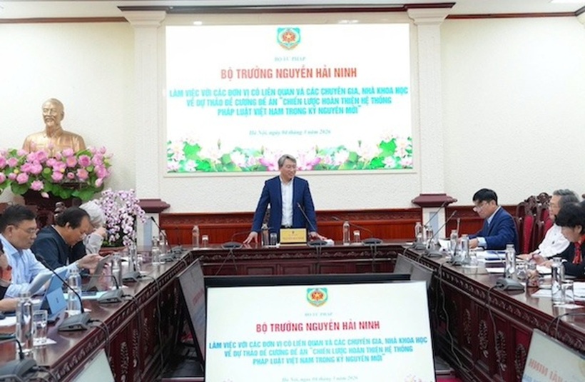 Bộ trưởng Nguyễn Hải Ninh tại buổi làm việc