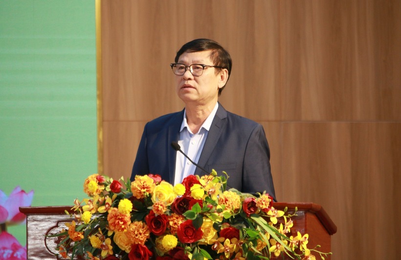 Ông Nguyễn Hữu Chính - Phó Chủ tịch Hội Luật gia Việt Nam, ứng cử đại biểu HĐND Tp.Hà Nội nhiệm kỳ 2026 - 2031 trình bày chương trình hành động trước cử tri.