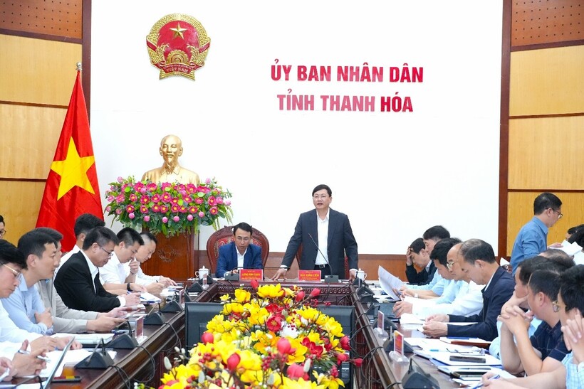 Đồng chí Mai Xuân Liêm, Ủy viên Ban Thường vụ Tỉnh ủy, Phó Chủ tịch Thường trực UBND tỉnh Thanh Hóa phát biểu kết luận buổi làm việc