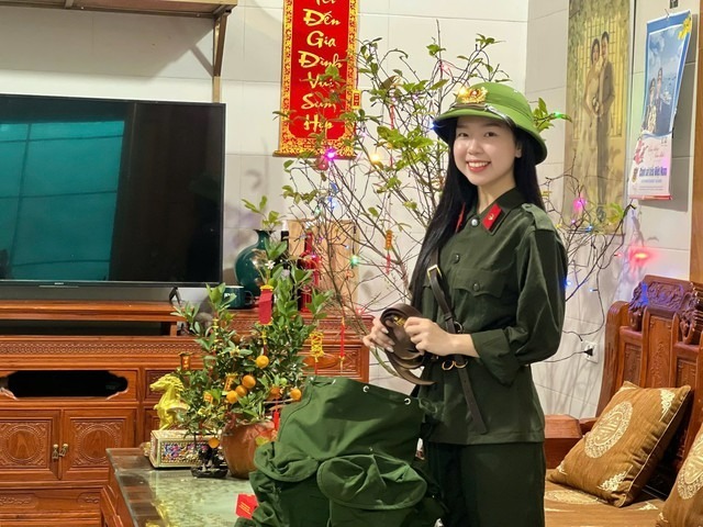Tân binh Nguyễn Thị Ngọc Trâm sẵn sàng thực hiện nghĩa vụ Công an nhân dân.