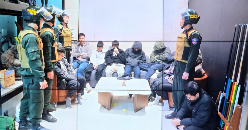 Công an đột kích trụ sở Xôi Lạc TV.