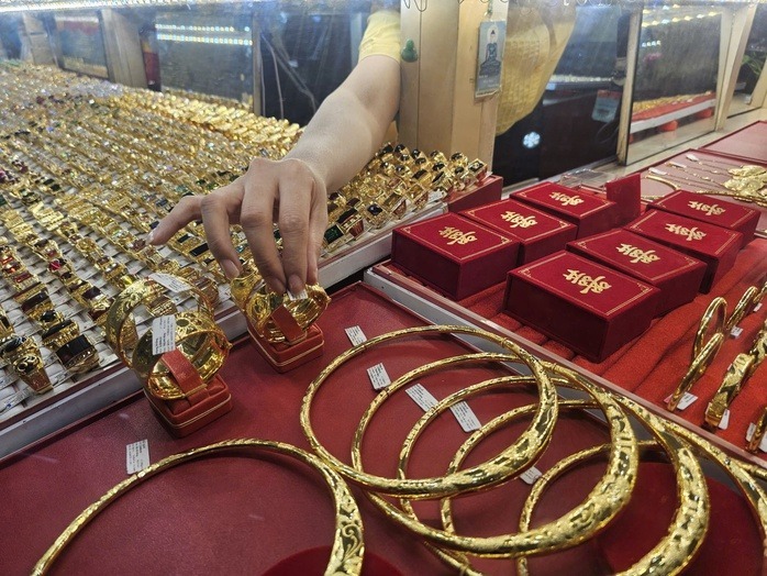 Giá vàng hôm nay (9/3): Giá vàng giảm, chuyên gia nhận định. (Ảnh: Người lao động)