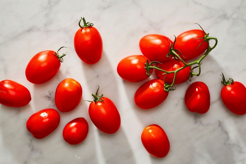 Cà chua chứa nhiều vitamin C, ăn khi đói dễ gây ảnh hưởng đến dạ dày.