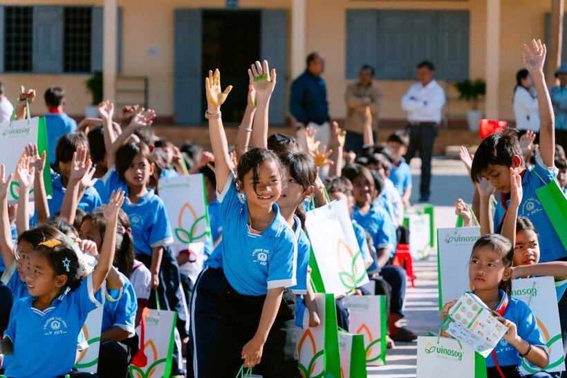 Các buổi sinh hoạt ngoại khóa mang đến cho các em niềm vui và kiến thức dinh dưỡng bổ ích.