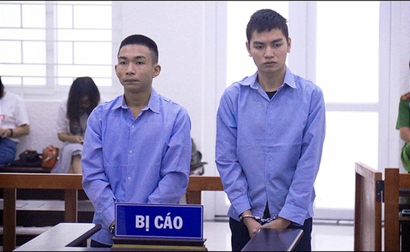 2 bị cáo tại phiên xét xử. Ảnh: Tuổi Trẻ
