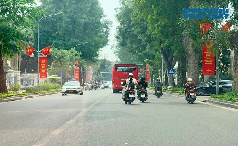 Hà Nội rực rỡ cờ hoa chào mừng ngày hội toàn dân - 11