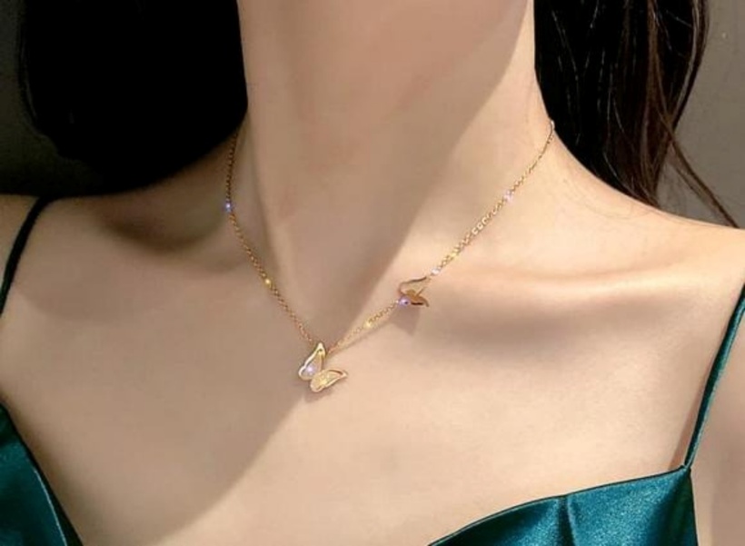 Vàng phù hợp với những ai yêu thích sự sang trọng và muốn tích lũy giá trị lâu dài.