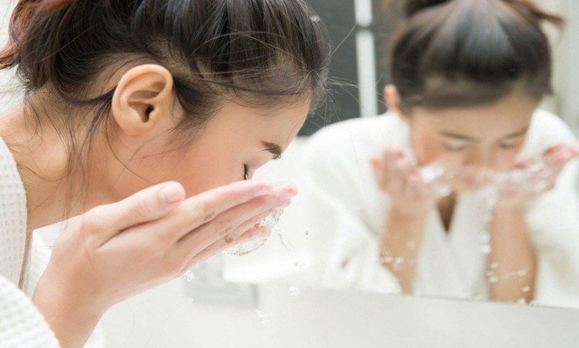 Hướng dẫn chăm sóc da mặt mùa hè - 1