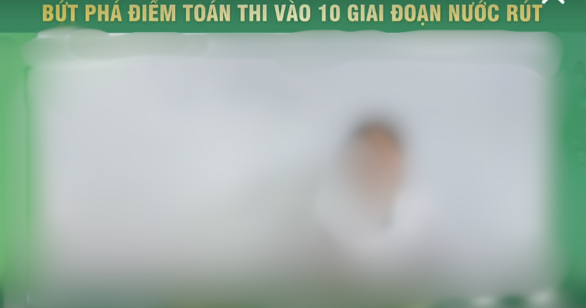 Bứt phá điểm hay cam kết đỗ Đại học nếu học theo lộ trình là những từ khóa để thu hút học sinh và phụ huynh của nhiều trung tâm.