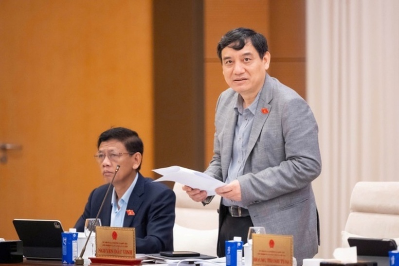 Chủ nhiệm Uỷ ban Văn hoá và Xã hội Nguyễn Đắc Vinh (Ảnh: Media Quốc hội).