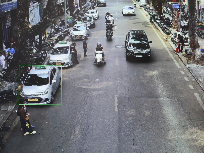 Hà Nội: Cận cảnh loạt vi phạm giao thông do "mắt thần" camera AI phát hiện hiệu quả - 7