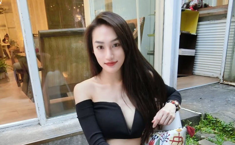 Người mẫu, hot girl nổi tiếng Đài Loan (Trung Quốc) Vương Vĩ Thiến