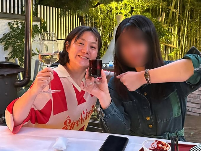 Quản lý nộp đơn tố cáo Park Na Rae lên tòa. Ảnh: Koreaboo