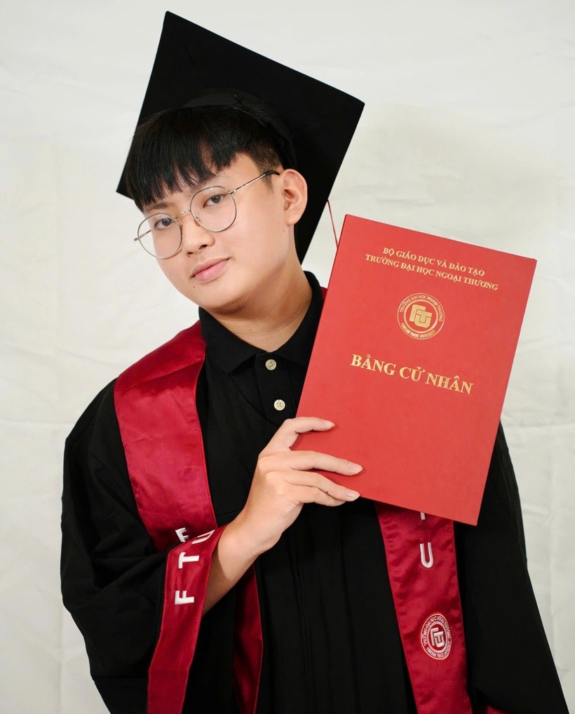 Phạm Quốc Trí, thủ khoa tuyệt đối, chương trình tiêu chuẩn ngành Kinh tế đối ngoại, phân hiệu TP.HCM của Trường ĐH Ngoại thương. Ảnh: Dân trí