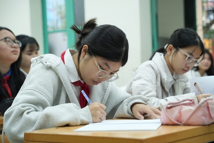 Hà Nội bước vào kỳ tuyển sinh lớp 10 với hàng loạt thay đổi quan trọng.