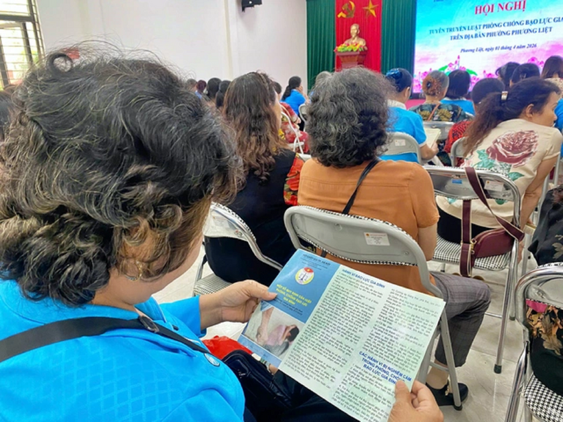 Thông qua hội nghị, người dân không chỉ được trang bị kiến thức pháp luật mà còn hiểu rõ hơn cách ứng xử khi gặp tình huống cụ thể trong cuộc sống.