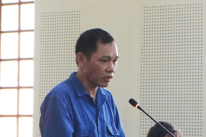 Bị cáo Phạm Hồng Quân tại phiên tòa sơ thẩm. (Ảnh: Dân trí)