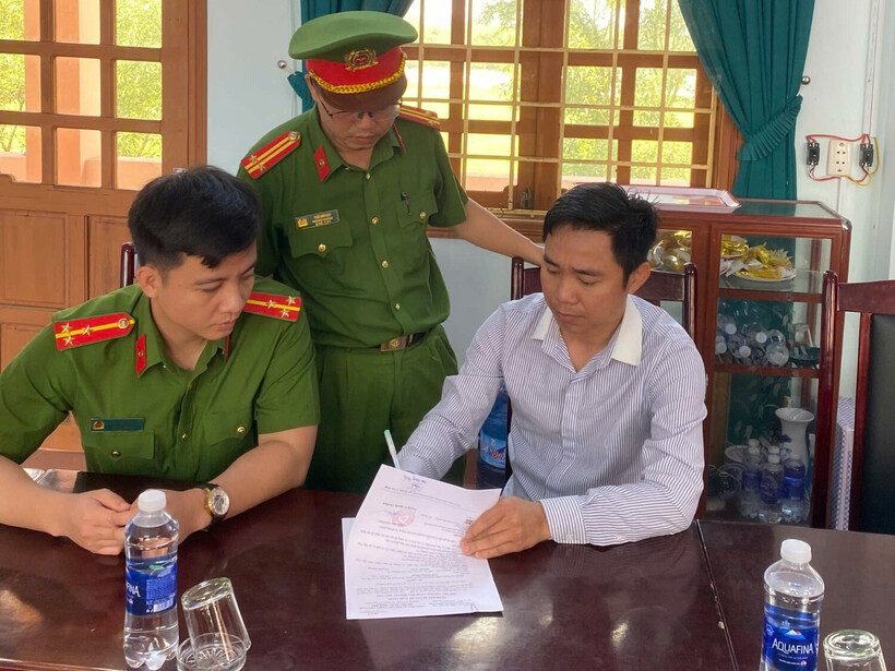 Trần Quang Thắng bị bắt để điều tra về tội Lừa đảo chiếm đoạt tài sản". Ảnh: Dân Việt