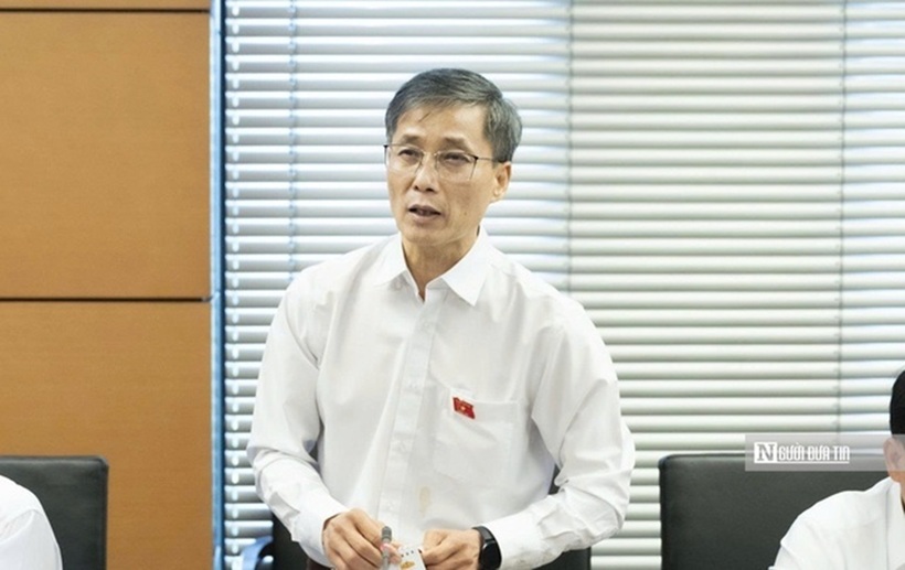 ĐBQH Nguyễn Khánh Ngọc (đoàn Tp.Đà Nẵng), Chủ tịch Hội Luật gia Việt Nam phát biểu tại phiên thảo luận tổ sáng 9/4 (Ảnh: Hoàng Bích).