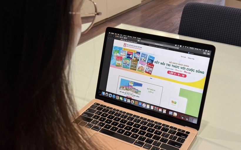 Lần đầu SGK điện tử được quy định cụ thể