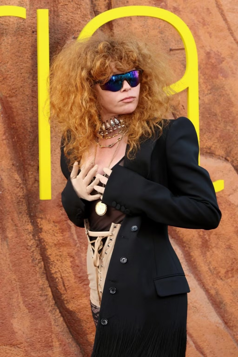 Natasha Lyonne tại lễ ra mắt phim, vài giờ trước sự cố trên máy bay. Ảnh:&nbsp;Splash