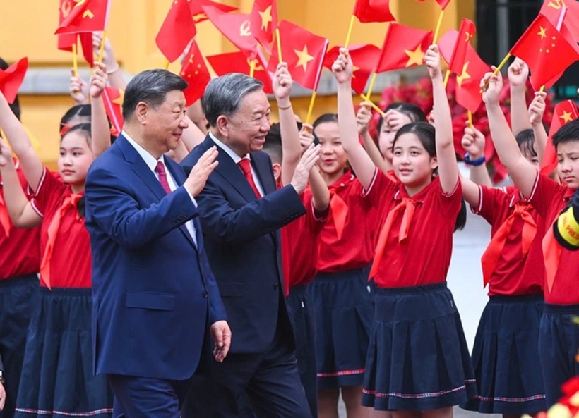 Tổng Bí thư, Chủ tịch nước Tô Lâm và Tổng Bí thư, Chủ tịch nước Trung Quốc Tập Cận Bình trong chuyến thăm cấp Nhà nước Việt Nam, tháng 4/2025.